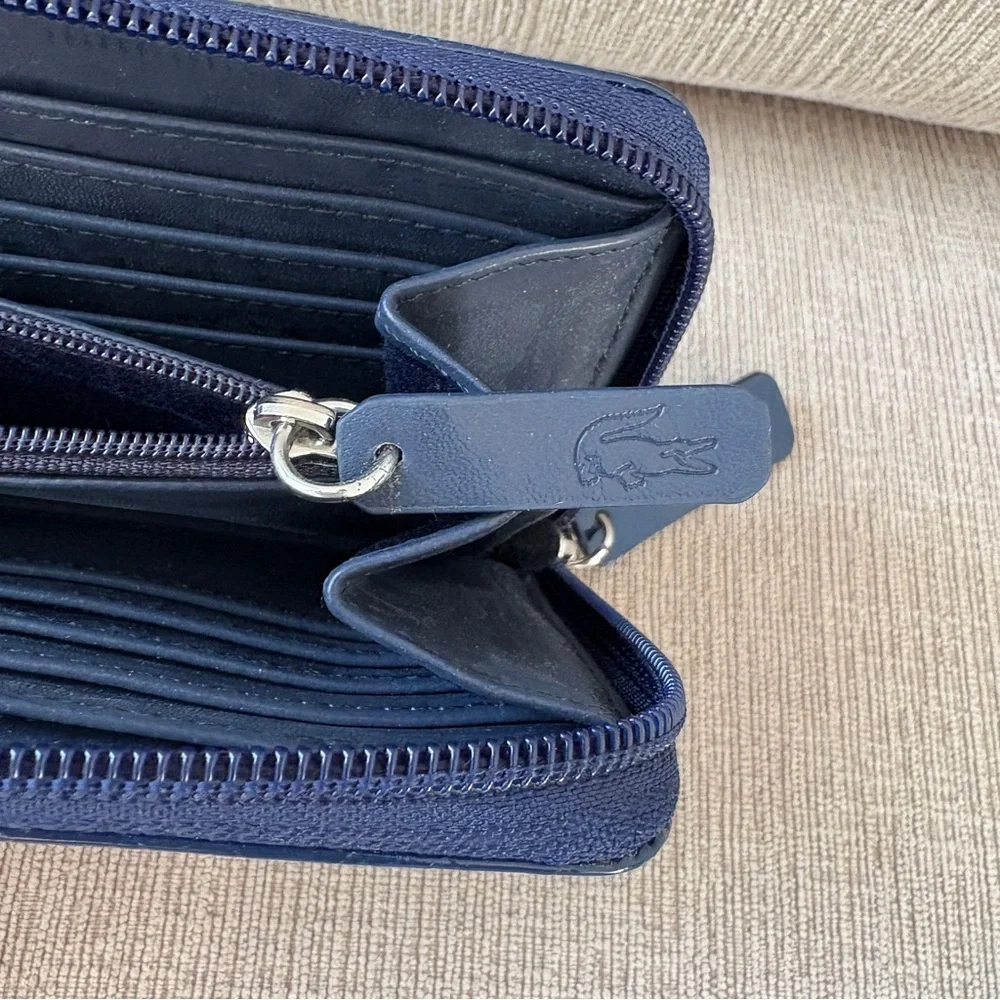 Lacoste blue zip up bi-fold wallet Excellent Condition - Picture 9 of 9